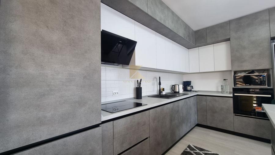 Apartament cu 2 camere decomandat în Cristian