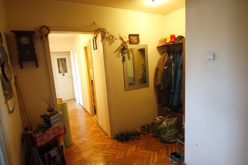 Apartament cu 3 camere decomandat în Circumvalațiunii