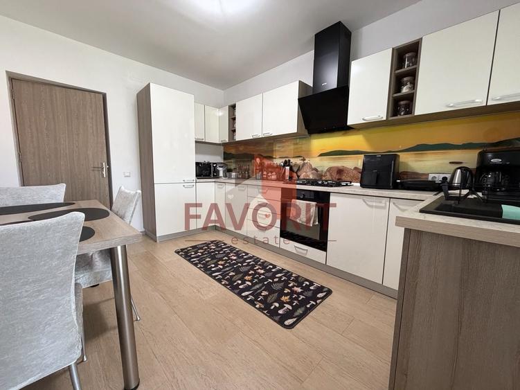Casă individuală cu 4 camere cu Piscina în Săcălaz