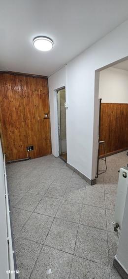Spațiu comercial, de 34 mp, în Micro 6