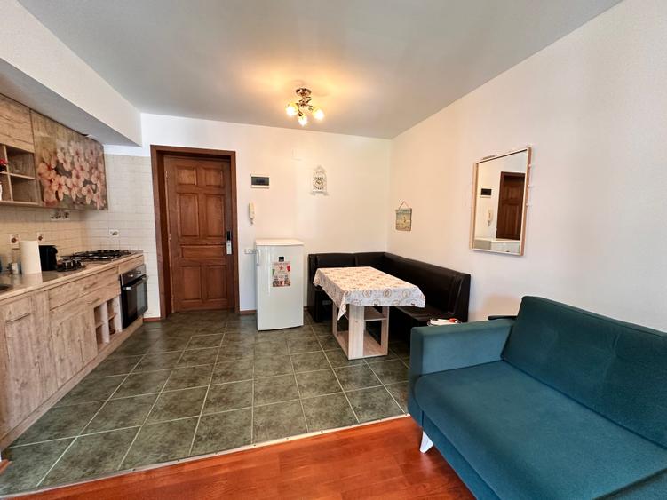 Apartament cu 2 camere semidecomandat în Furnica
