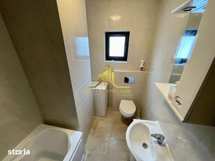 Apartament cu 3 camere, mobilat în Între Lacuri