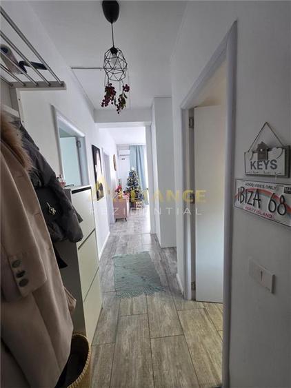 Duplex cu 3 camere cu Canalizare în Central