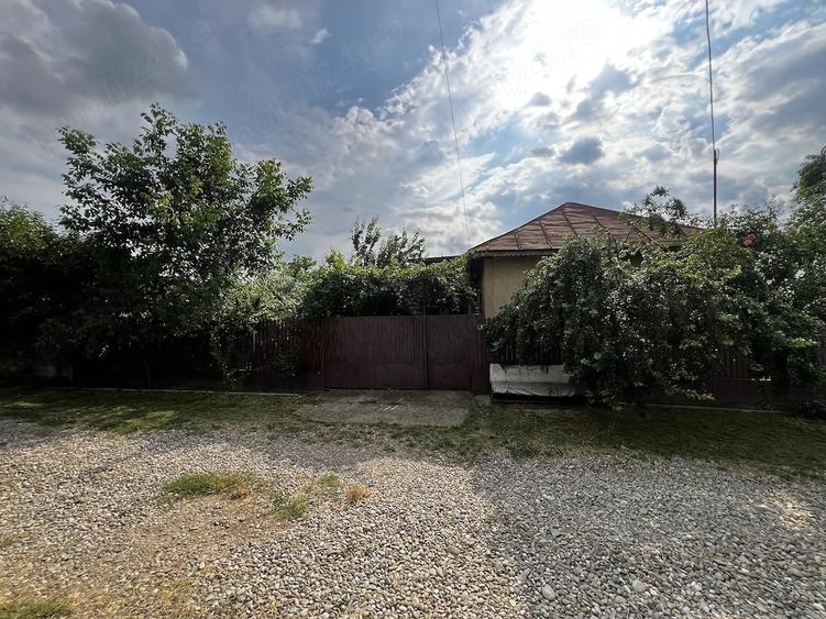 Casă cu 3 camere cu Teren 656 Mp în Malu