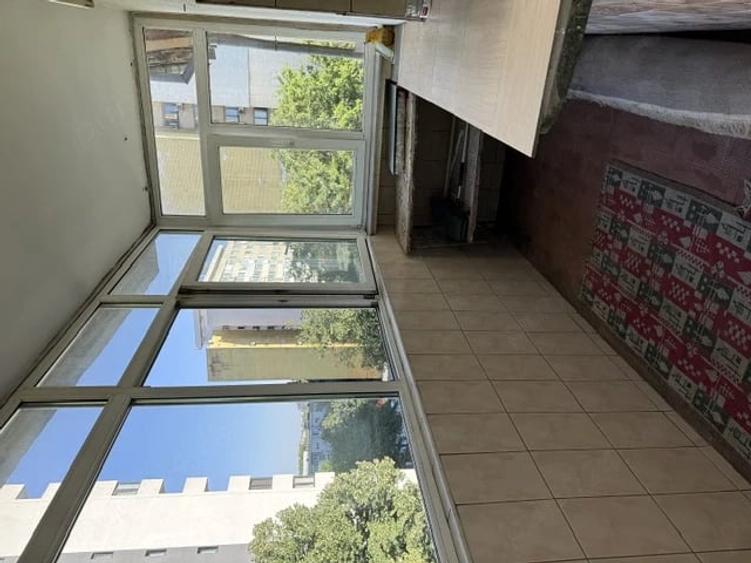 Apartament cu 3 camere decomandat în Brazda lui Novac
