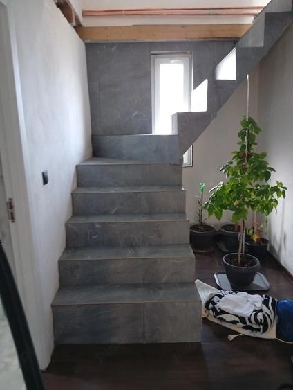 Casă cu Teren 560 Mp în Vânători
