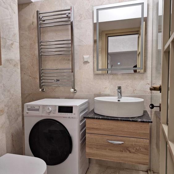 Apartament cu 2 camere semidecomandat în Copou