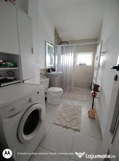 Apartament cu 2 camere decomandat în Lotus