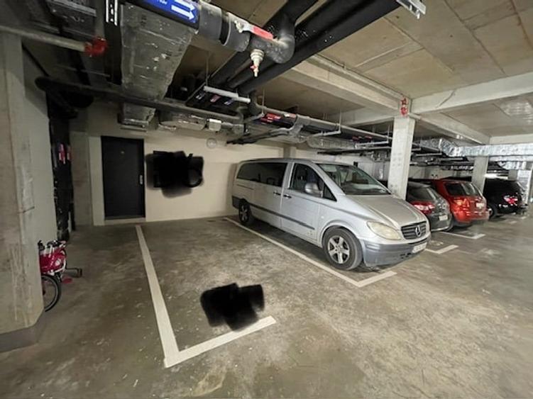 Casă cu 5 camere cu Teren 18 Mp în Central