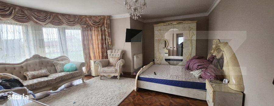 Casă cu 4 camere cu Teren 500 Mp în Criș