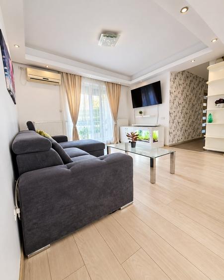 Apartament cu 3 camere semidecomandat, mobilat în Fundeni