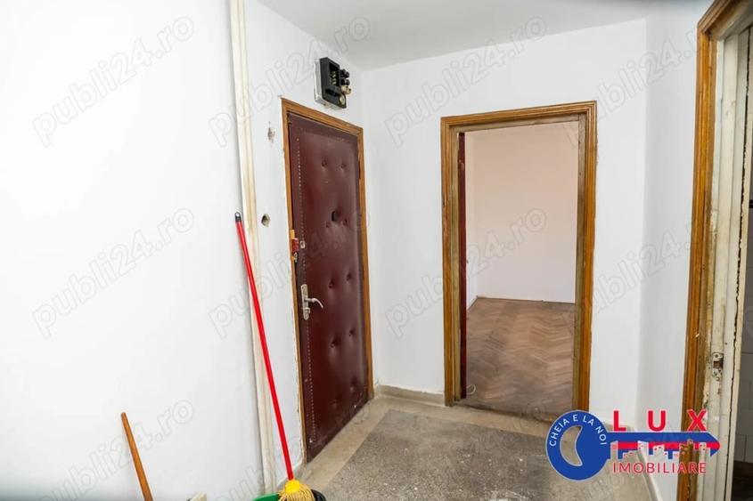 Apartament cu 2 camere decomandat în Babadag