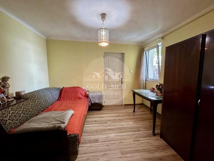Casă cu 4 camere cu Canalizare în Colentina