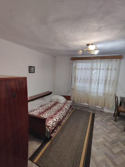 Casă cu 4 camere în Mihail Kogălniceanu