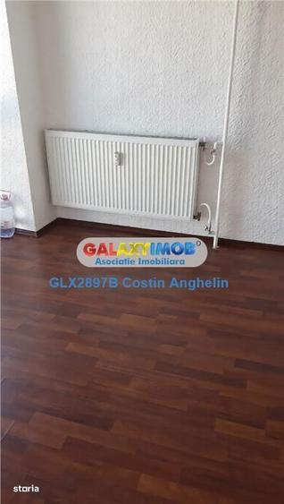 Apartament cu 3 camere decomandat în Centrul Civic