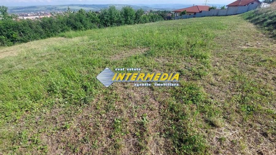 Teren Construcții intravilan de 1315 mp, în Cetate