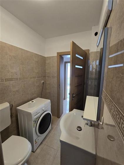 Apartament cu 3 camere decomandat în Semicentral