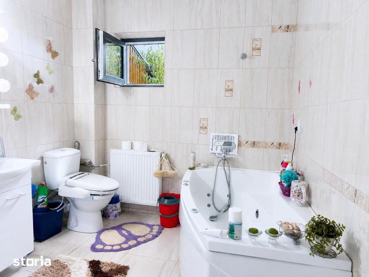 Casă cu 4 camere cu Teren 213 Mp în Valea Lupului