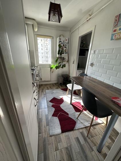 Apartament cu 2 camere semidecomandat în Tătărași