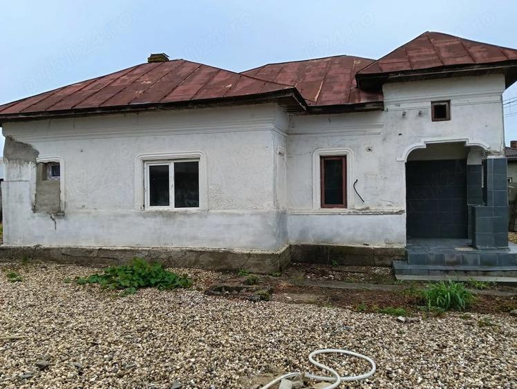Teren de 375 mp, în Petrești