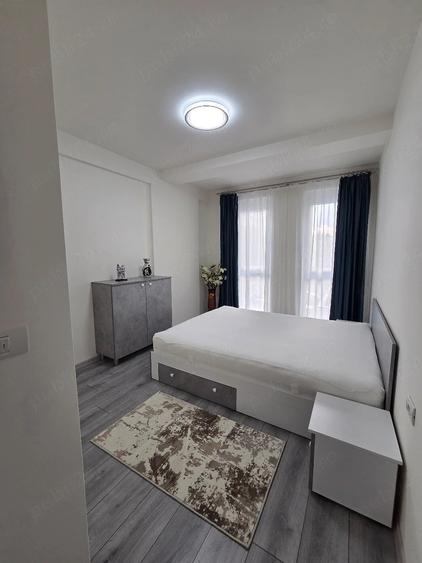 Apartament cu 3 camere decomandat în Aradului