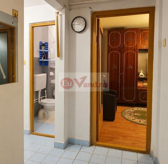 Apartament cu 2 camere decomandat în Central