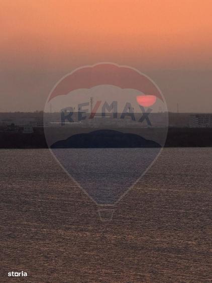 Apartament cu 3 camere, mobilat în Central