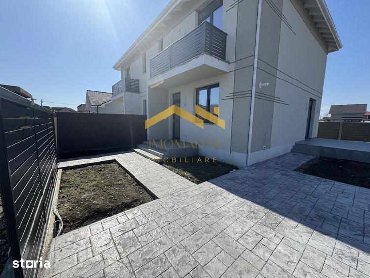 Casă cu 4 camere cu Teren 265 Mp în Sânmihaiu Român