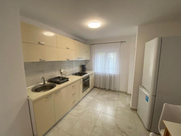 Apartament cu 2 camere decomandat în Veteranilor