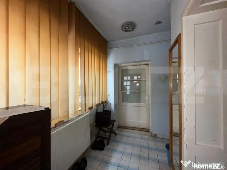 Casă cu 3 camere cu Teren 230 Mp în Dorobanți