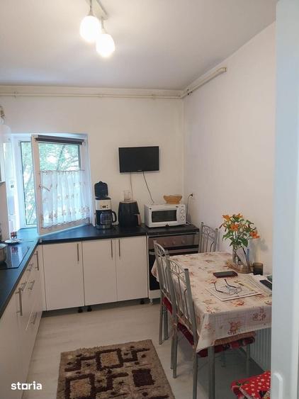Apartament cu 2 camere decomandat în Valea Cetății