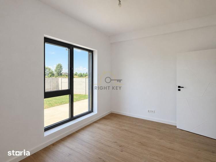 Casă cu 4 camere cu Teren 450 Mp în Domnești