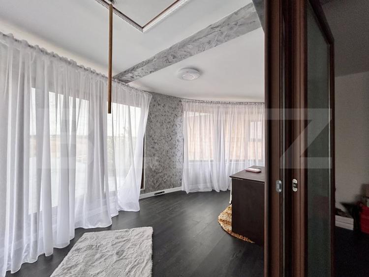 Casă individuală cu 4 camere cu Garaj în Exterior Vest