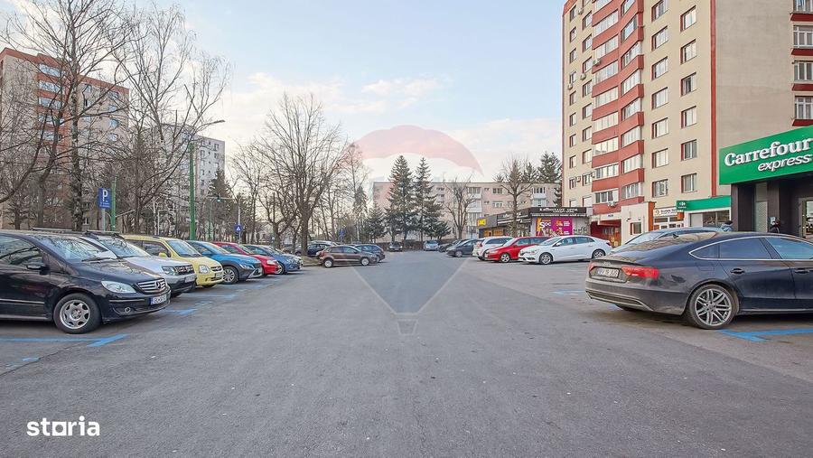 Apartament cu 3 camere în Sânpetru