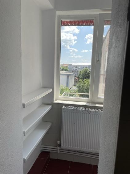 Garsonieră decomandată în Exterior Vest