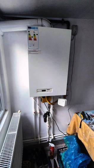 Casă individuală cu 3 camere cu Canalizare în CET