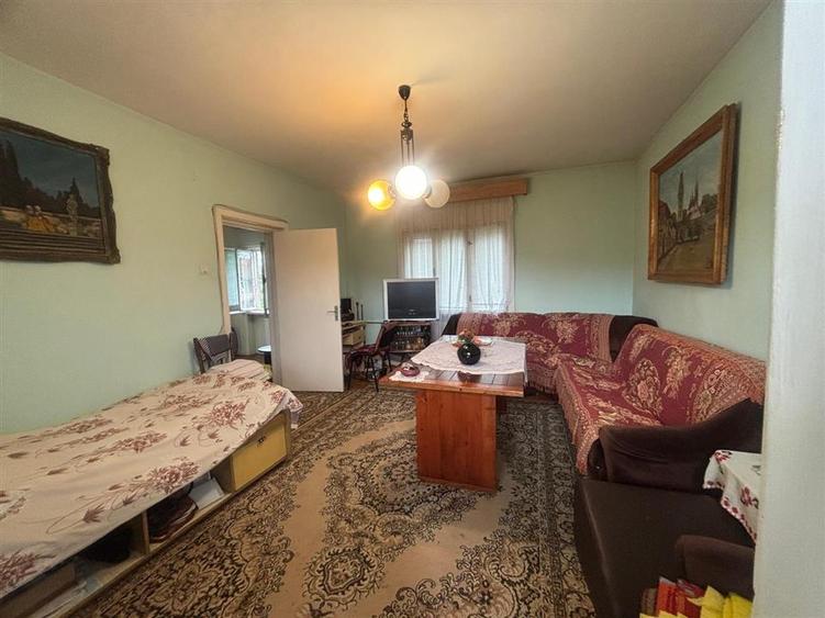 Casă cu 4 camere cu Teren 500 Mp în Ultracentral