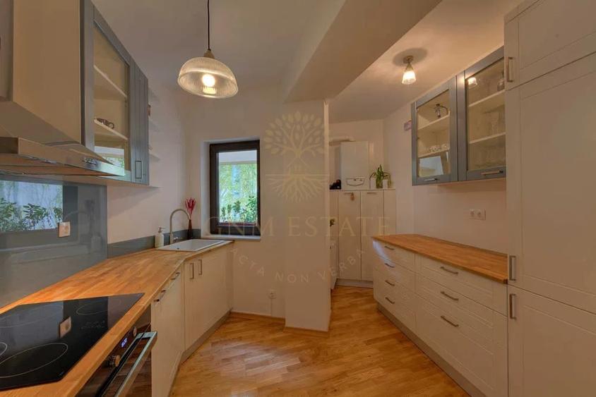Apartament cu 2 camere semidecomandat, mobilat în Vitan Mall
