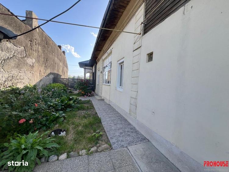 Casă cu 2 camere cu Teren 244 Mp în Central