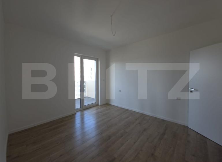 Apartament cu 3 camere semidecomandat în Nord