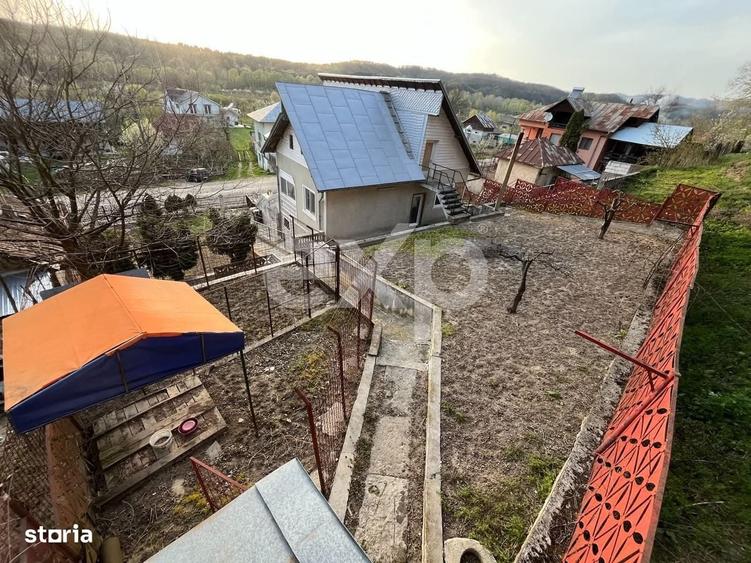 Casă cu 4 camere decomandat în Manga