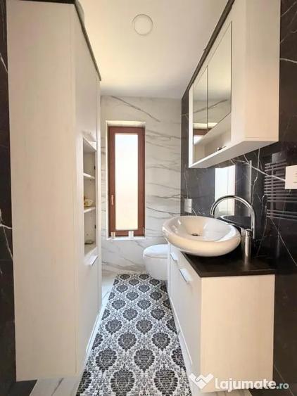 Casă cu 5 camere cu Teren 680 Mp în Moșnița Nouă