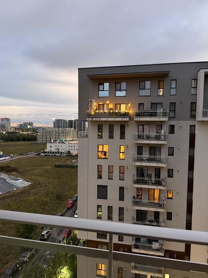Apartament cu 2 camere semidecomandat, mobilat în Floreasca