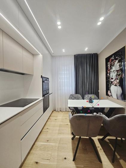 Apartament cu 2 camere decomandat în Astra