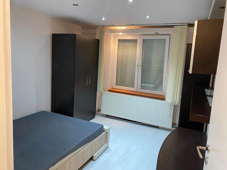 Apartament cu 4 camere decomandat în Olimpia-Stadion
