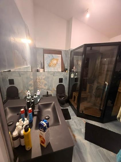 Apartament cu 4 camere decomandat, mobilat în Băneasa
