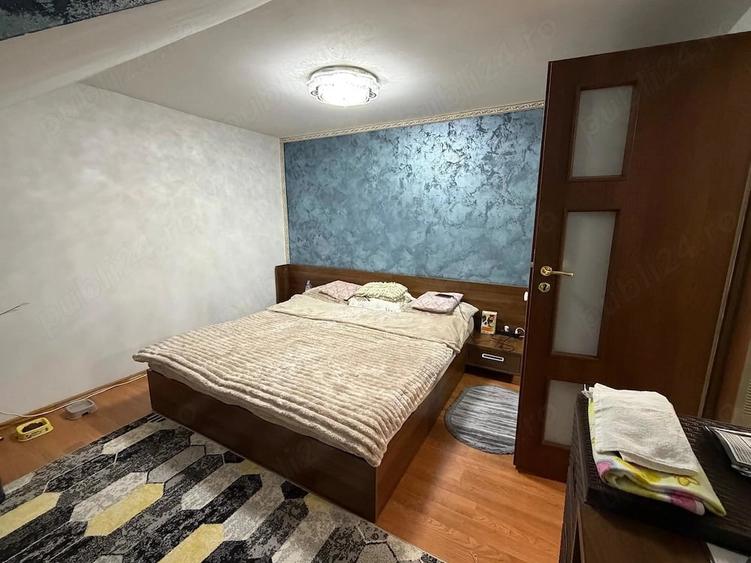 Apartament cu 3 camere decomandat, mobilat în Berceni