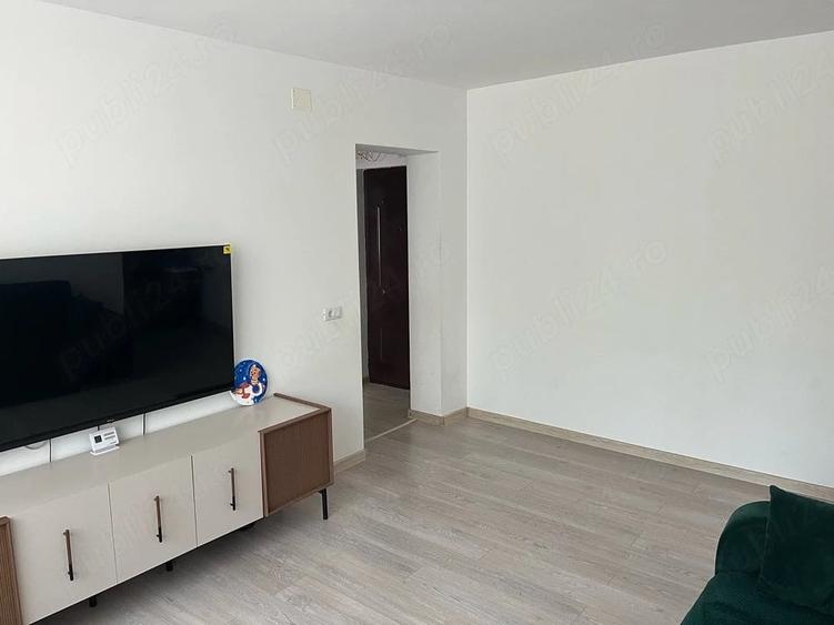 Apartament cu 3 camere decomandat în Nord