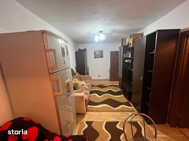 Garsonieră decomandată în Central