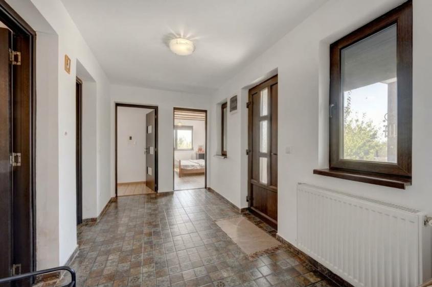 Casă individuală cu 4 camere cu Teren 600 Mp în Tărtășești
